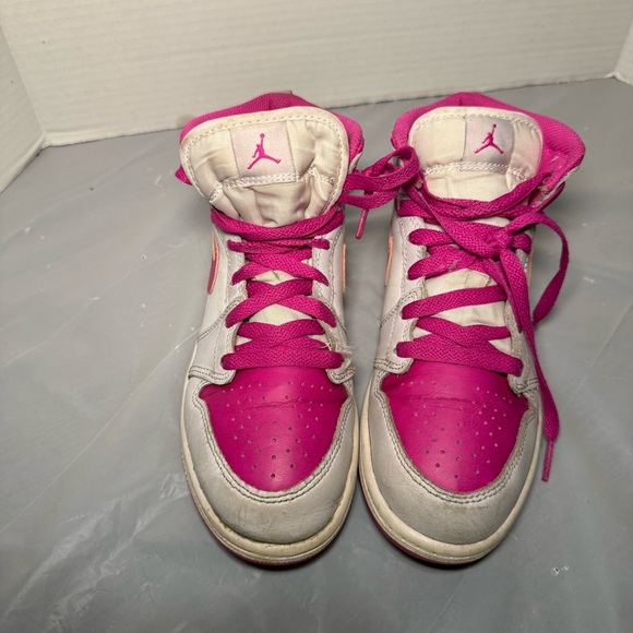 Air Jordan 1 Kids' Fuchsia and White Sneakers - Picture 5 of 7